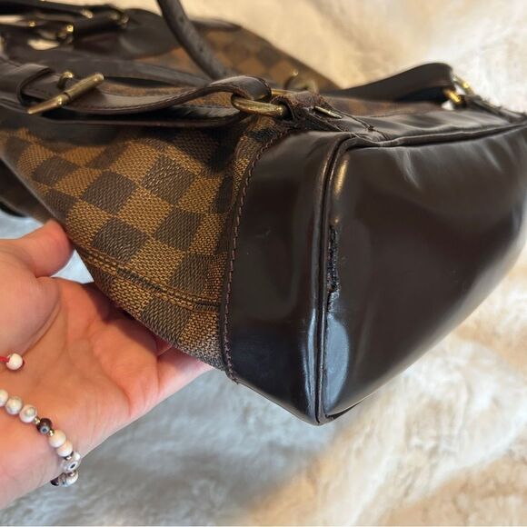 AUTHENTIC Louis Vuitton Damier Ebene
Soho backpack main image 10